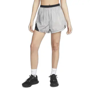 Shorts für Damen Nike image-0