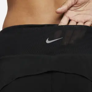Pantalón corto 2 en 1 para mujer Nike Swift Dri-Fit 3 " image-5