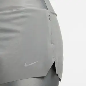 Women's mid-rise shorts Nike Swift Dri-FIT 3In image-6