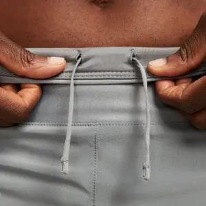 Women's mid-rise shorts Nike Swift Dri-FIT 3In image-3