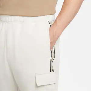 Joggingbukser Nike Sportswear Repeat image-4