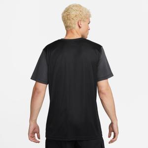 T-shirt Nike Sportswear Repeat image-3