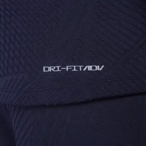 Training top PSG Strike Elite 2023/24 image-5