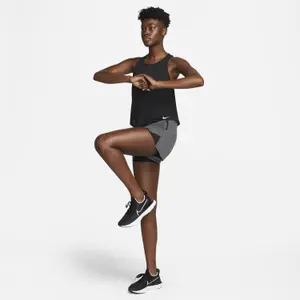Reflective shorts for women Nike Dri-FIT Run Division image-3