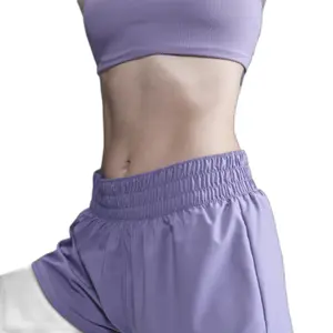 Calções 2-em-1 para mulheres Nike One Dri-FIT MR 3" image-5