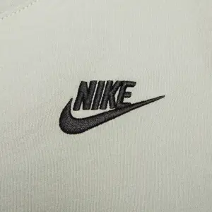 T-Shirt Nike Club Essentials image-3
