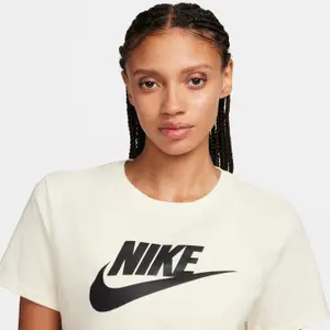 T-shirt de mulher Nike Essential image-4