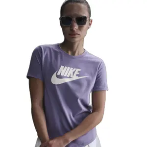 T-shirt à logo femme Nike Club Essentials image-2