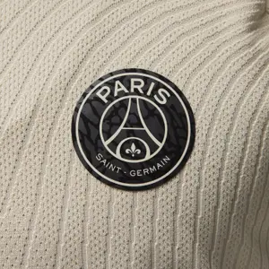 Langärmeliges Third-Trikot PSG Strike LT Dril 2023/24 image-3
