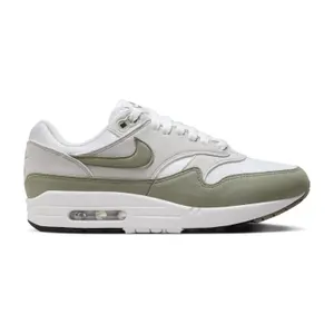 Baskets femme Nike Air Max 1 image-0