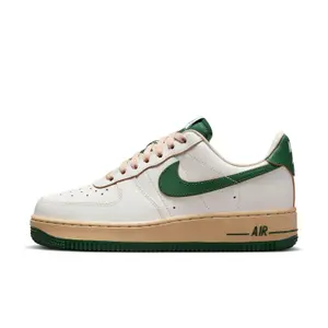 Baskets femme Nike Air Force 1 07 Lv8 image-2