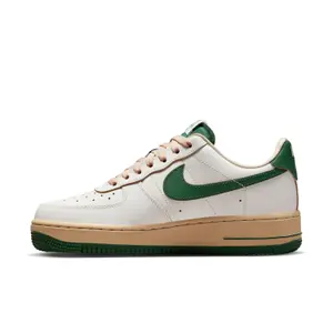 Baskets femme Nike Air Force 1 07 Lv8 image-3