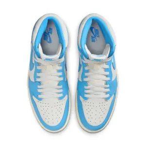 Zapatillas Nike Air Jordan 1 Retro High OG image-3