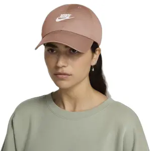 fb5368-688-casquette-de-baseball-nike-club-futura-rose-gold-white