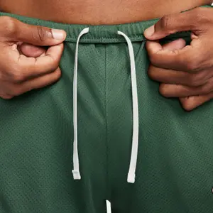 Corto Nike Track Club image-6