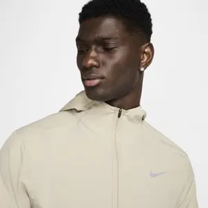 Waterproof jacket Nike Form image-3