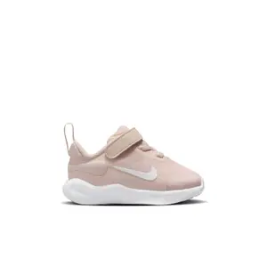 Baskets bébé Nike Revolution 7 image-0