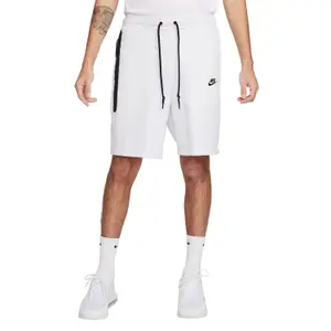 Pantalón corto Nike Tech Fleece image-1