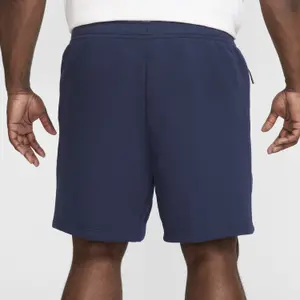 Pantalón corto Nike Tech Fleece image-6