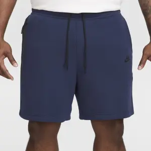 Pantalón corto Nike Tech Fleece image-4