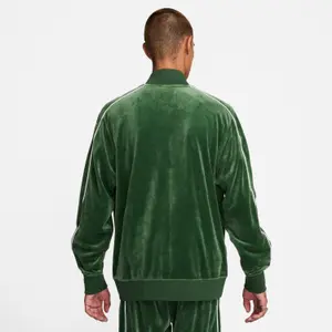 Chaqueta de chándal de terciopelo Nike Club image-2