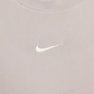 Top da donna Nike Essential image-4