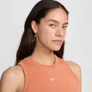 Top da donna Nike Essential image-3