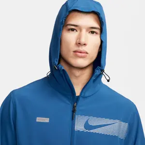 Hooded waterproof jacket Nike Unlimited Flash image-4