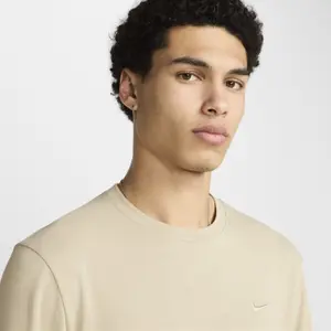 T-shirt de manga comprida Nike Primary image-3