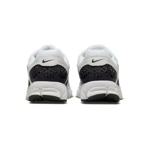 Trænere til børn Nike Zoom Vomero 5 image-5