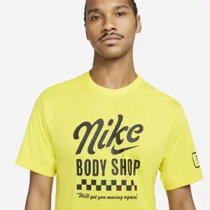 Camiseta Nike Dri-FIT Rlgd Body Shop image-3