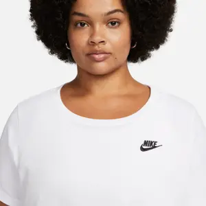 T-shirt de mulher Nike Club Essentials image-4
