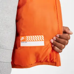 Plumífero con capucha para niños Nike image-4