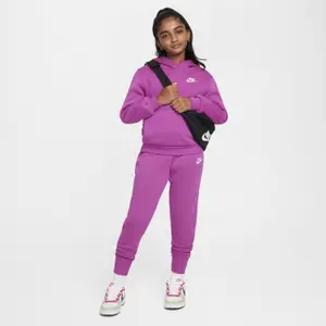 Dívčí tepláky Nike Club image-2