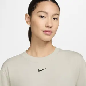 T-shirt da donna Nike image-6