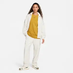 T-shirt de mulher Nike image-2