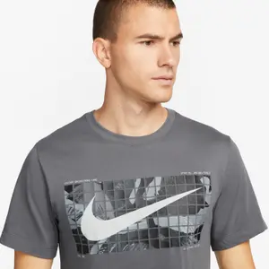 T-Shirt Nike Dri-FIT Camo image-3