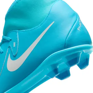 Football boots Nike Phantom Luna 2 Club FG | Foot-Store