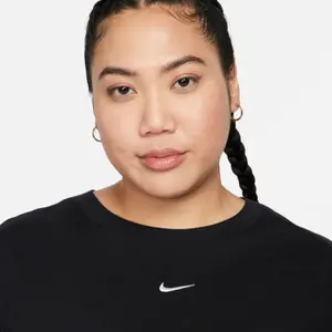 T-Shirt Nike Essential image-3