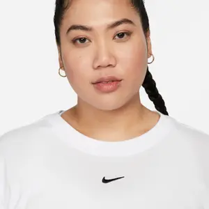 Women's T-shirt Nike Essential image-3