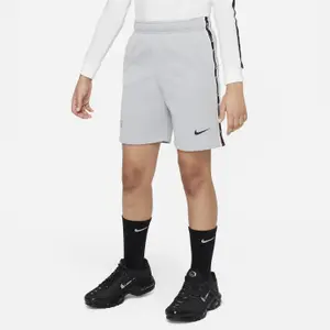 Pantalón corto infantil Nike Repeat image-2