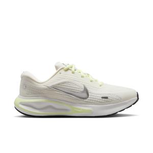 fj7765-115-chaussures-de-running-femme-nike-journey-run-sail-metallic-silver-photon-dust