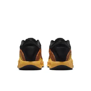 Chaussures de basketball Nike G.T. Hustle Academy image-5