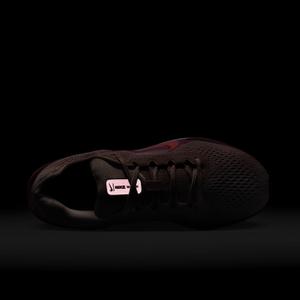 fj9510-604-chaussures-de-running-femme-nike-winflo-11-washed-coral-bright-crimson-fire-pink