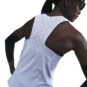 Women's tank top Nike AeroSwift image-4
