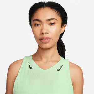 Women's tank top Nike AeroSwift image-4