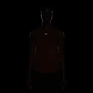 Camiseta de tirantes para mujer Nike One Classic image-3