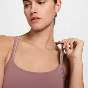 Débardeur crop ajusté femme Nike One image-4