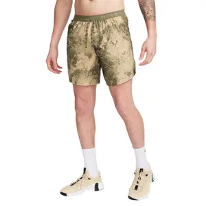 Shorts Nike Stride image-1