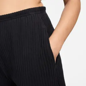 Women's shorts Nike Chill Knit image-5